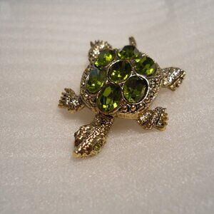 Turtle Pin  228